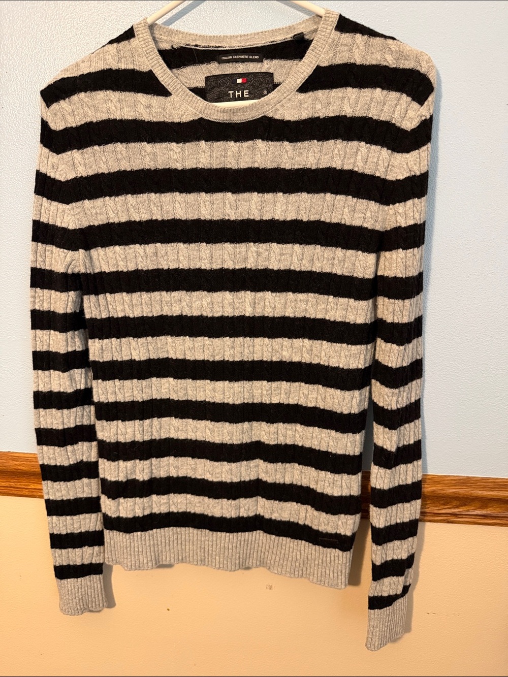 Superdry Italian Cashmere Blend Black and Grey Striped Sweater Size Small